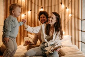 Read more about the article The Role of Playful Storytelling in Building Family Bonds